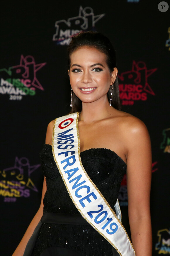 Vaimalama Chaves, Miss France 2019 - 21ème édition des NRJ Music Awards au Palais des festivals à Cannes le 9 novembre 2019. © Dominique Jacovides/Bestimage