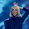 Le vainqueur de français de "Destination Eurovision 2019", Bilal Hassani, chante en finale de la sélection nationale ukrainienne pour l'Eurovision 2019, à Kiev, Ukraine, le 25 février 2019.