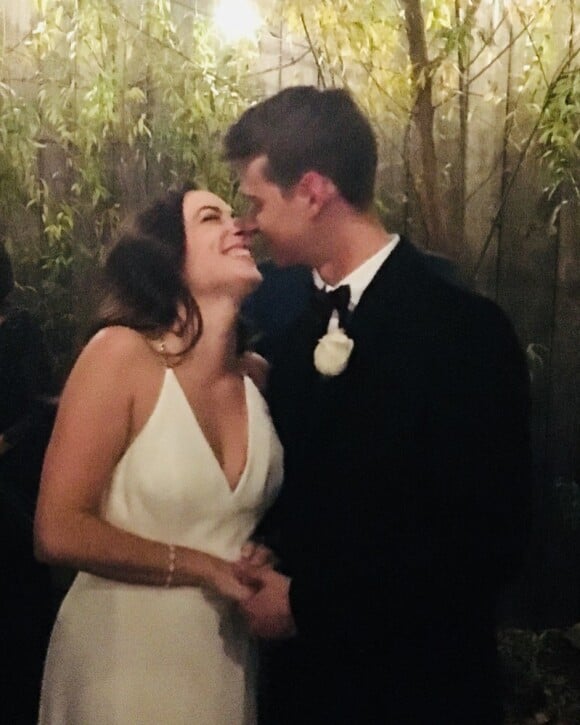 Le fils de Valérie Trierweiler, Léonard, s'est marié le 30 novembre 2019 à sa compagne Jenny, à New York.