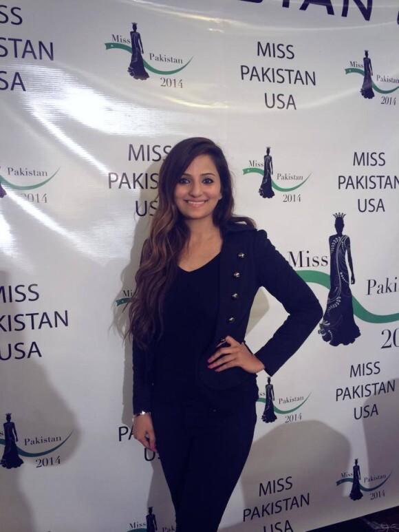 Zanib Naveed, ancienne Miss Pakistan USA, est morte le 1er décembre 2019 dans un accident de voiture. Elle avait 32 ans. Septembre 2014.