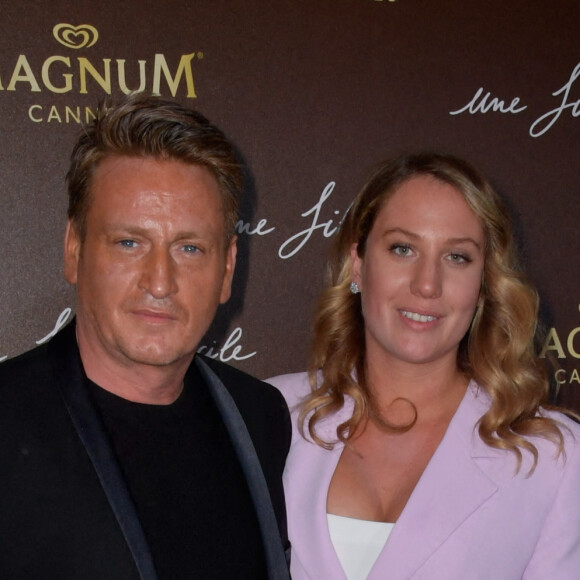 Benoît Magimel et sa femme Margot Pelletier - Photocall du film "Une Fille Facile" sur la Plage Magnun. 72e Festival International du film de Cannes. Le 20 mai 2019. @Julien Reynaud/APS-Medias/ABACAPRESS.COM