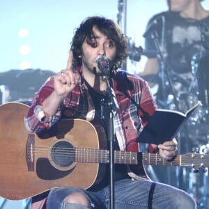 Damien Saez aux Victoires de la Musique au Zénith de Paris le 28 février 2009.