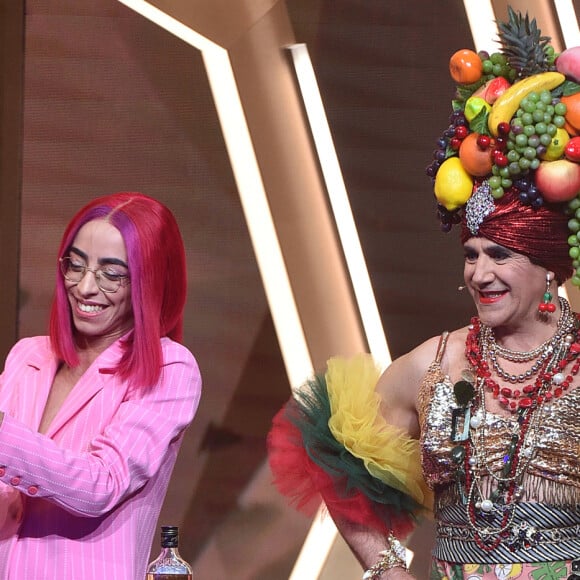 Exclusif - Antoine de Caunes, José Garcia et Bilal Hassani (concert de l'année) lors de la cérémonie de la 1ère édition des "Olympia Awards" (cérémonie récompensant des artistes de la musique et de l'humour, présentée par A. de Caunes) à l'Olympia. Paris, le 11 décembre 2019. © Gorassini-Tribeca/Bestimage