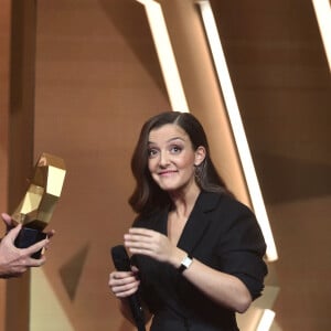 Exclusif - Antoine de Caunes, Camille Lellouche (Spectacle d'humour de l'année) et José Garcia lors de la cérémonie de la 1ère édition des "Olympia Awards" (cérémonie récompensant des artistes de la musique et de l'humour, présentée par A. de Caunes) à l'Olympia. Paris, le 11 décembre 2019. © Gorassini-Tribeca/Bestimage