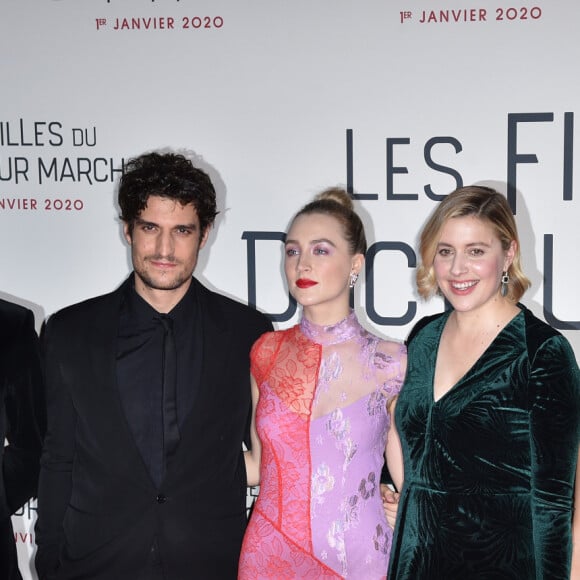 Alexandre Desplat, Louis Garrel, Saoirse Ronan, Greta Gerwig, Florence Pugh et Timothee Chalamet à la première du film "Les filles du Docteur March" au cinéma Gaumont-Marignan à Paris, le 12 décembre 2019. © Giancarlo Gorassini/Bestimage