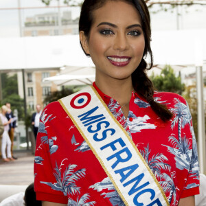Vaimalama Chaves (Miss France 2019) dans les tribunes lors des internationaux de tennis de Roland Garros à Paris, France, le 4 juin 2019. © Jean-Baptiste Autissier/Panoramic/Bestimage