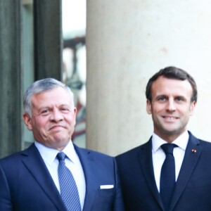 Le président Emmanuel Macron, la première dame Brigitte Macron - Le président de la République française et sa femme accueillent le roi et la reine de Jordanie au palais de l'Elysée à Paris le 29 mars 2019. © Stéphane Lemouton / Bestimage