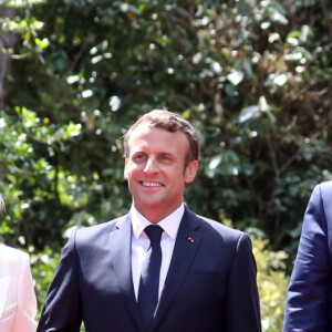 José Pietroboni, chef du protocole, Brigitte Macron, le président Emmanuel Macron lors de la cérémonie franco - américaine au cimetière américain de Colleville sur Mer le 6 juin 2019 dans le cadre du 75ème anniversaire du débarquement. © Stéphane Lemouton / Bestimage