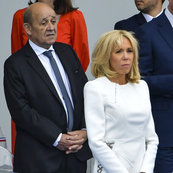 La Première dame Brigitte Macron lors du 139ème défilé militaire du 14 juillet sur les Champs-Elysées, jour de la Fête Nationale. Paris, le 14 juillet 2019. © Lemouton-Gorassini-Perusseau/Bestimage