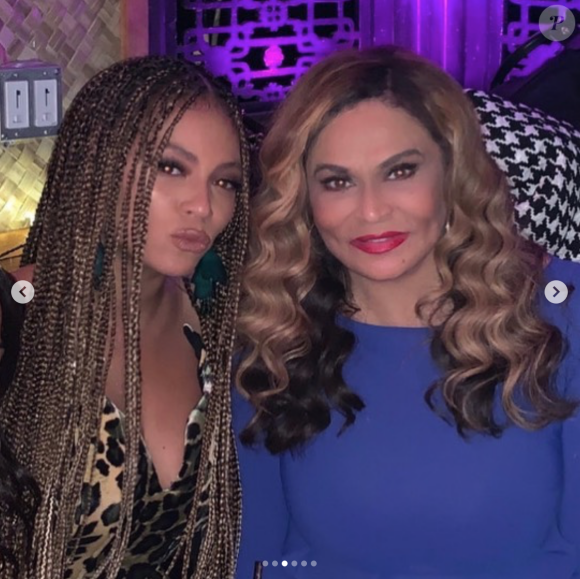 Beyoncé et sa mère Tina Knowles ont assisté à la soirée de Noël des marques Lorraine Schwartz et Ofira. Décembre 2019.