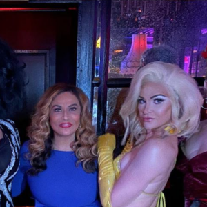 Beyoncé et sa mère Tina Knowles ont assisté à la soirée de Noël des marques Lorraine Schwartz et Ofira. Décembre 2019.