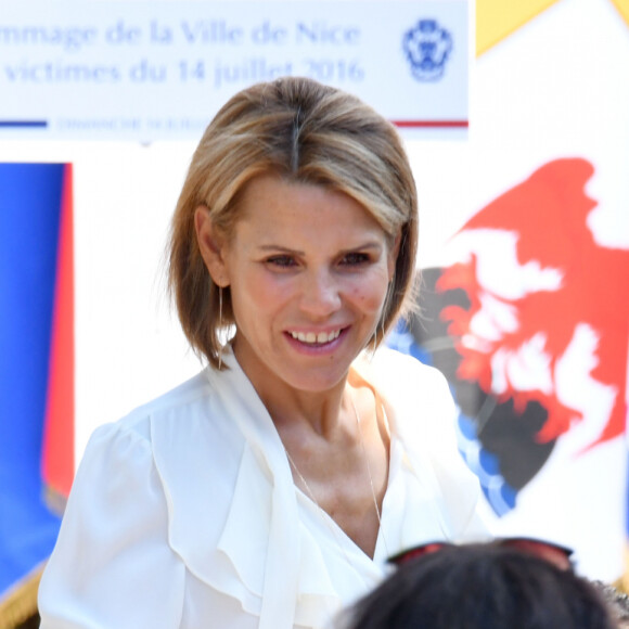 Laura Tenoudji Estrosi - Hommage de la ville de Nice aux victimes de l'attentat du 14 juillet 2016, au Musée Masséna à Nice. Le nom de chacune des victimes a été annoncé avant la minute de silence.