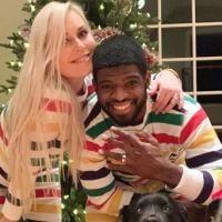 Lindsey Vonn a demandé P. K. Subban en mariage, en pyjama devant le sapin