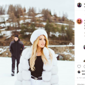 Laura Lempika révèle que Manon Marsault sera son témoin de mariage, le 25 décembre 2019 sur Instagram.