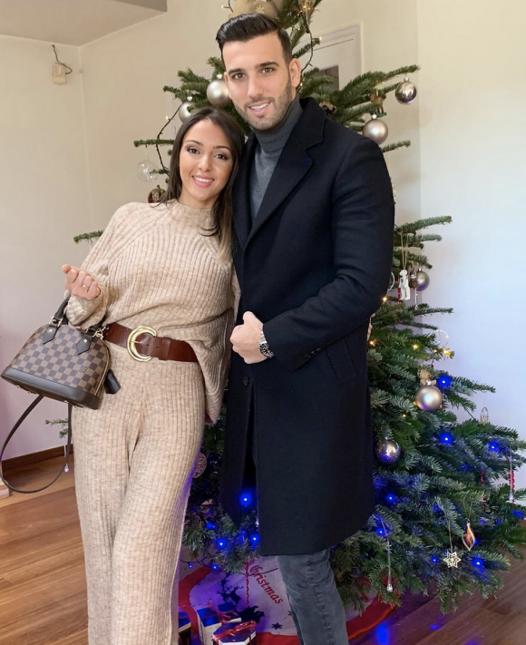 Aymeric Bonnery et sa compagne le soir de Noël - 25 décembre 2019