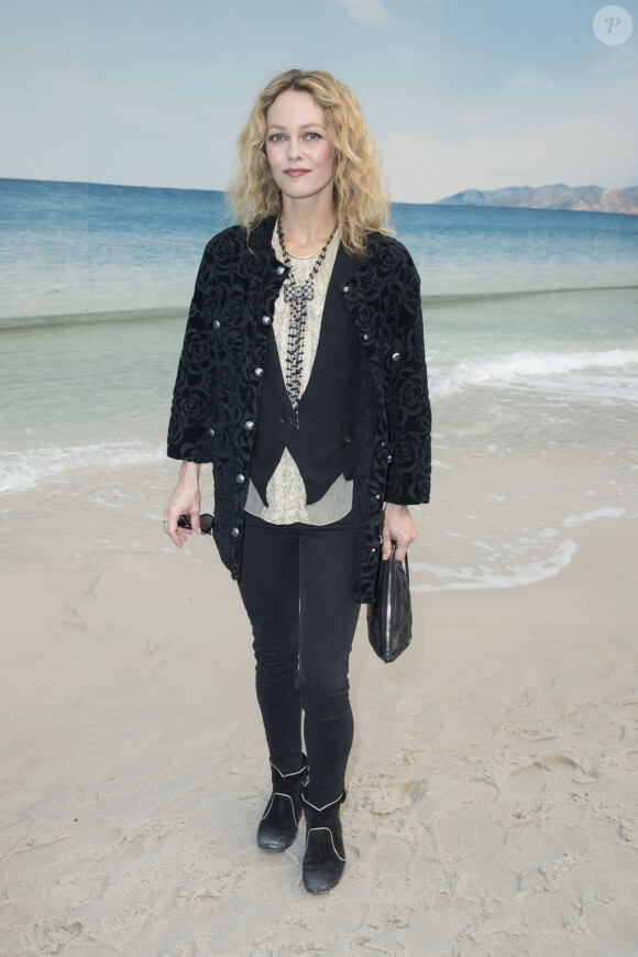 Vanessa Paradis - Photocall du défilé Chanel Collection Prêt-à-Porter Printemps/Eté 2019 lors de la Fashion Week au Grand Palais à Paris le 2 octobre 2018. © Olivier Borde/Bestimage