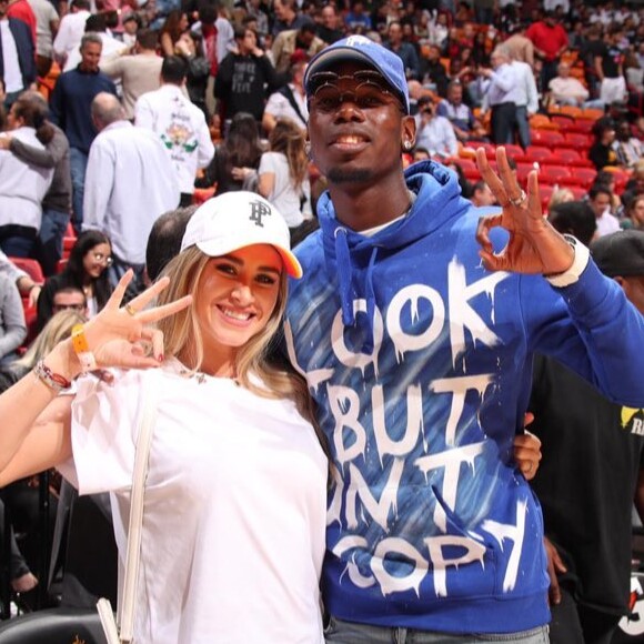 Paul et Maria Pogba ont assisté au match Heat de Miami VS Cavaliers de Cleveland à l'AmericanAirlines Arena de Miami le 20 novembre 2019.