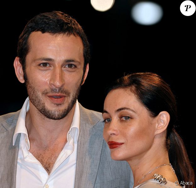 Emmanuelle Béart : sa passion destructrice pour son mari Michaël Cohen... mise à nu ! - Purepeople