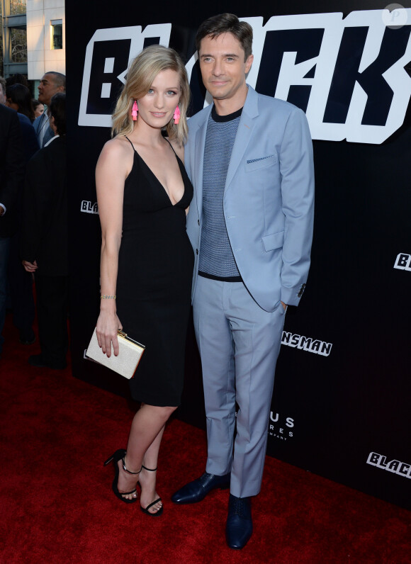 Topher Grace et sa femme Ashley Hinshaw à la première de "BlacKkKlansman" à Los Angeles, le 8 août 2018.