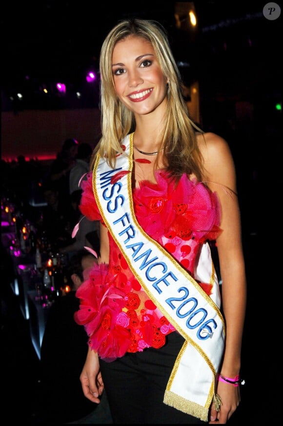 Exclusif - Portrait d'Alexandra Rosenfeld, Miss France 2006, Paris. Le 8 décembre 2005.