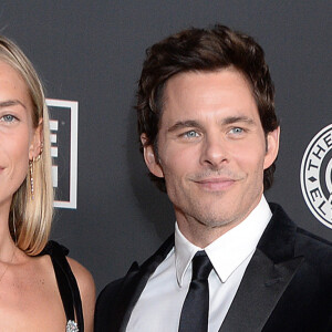 Edei (Emma Deigman) et son compagnon James Marsden assistent à la 13ème édition de la soirée de gala "The Art of Elysium" à l'Hollywood Palladium. Los Angeles, le 4 janvier 2020.