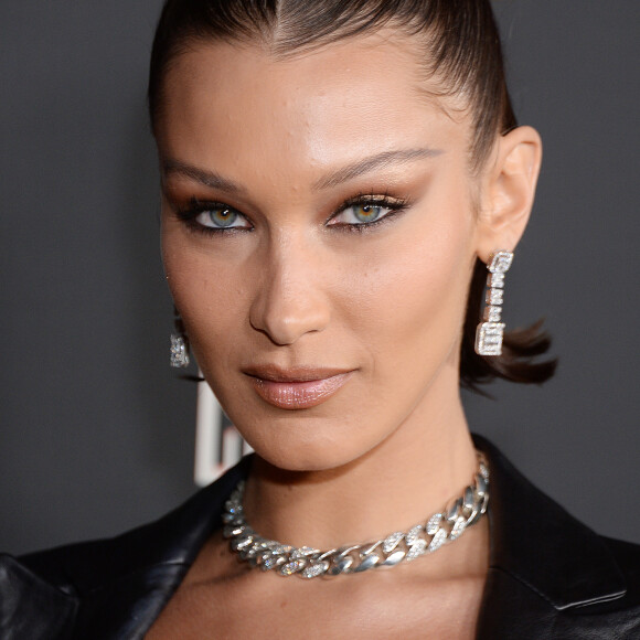 Bella Hadid assiste à la 13ème édition de la soirée de gala "The Art of Elysium" à l'Hollywood Palladium. Los Angeles, le 4 janvier 2020.