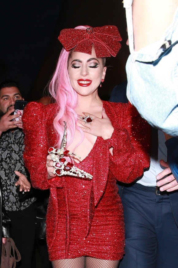 Lady Gaga arrive à l'évènement éphémère "Haus Labs Makeup" à The Grove, Los Angeles, le 5 décembre 2019.