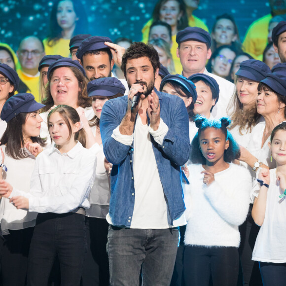 Jérémy Frérot - Deuxième jour de la 33ème édition du Téléthon au Parc de la Villette à Paris le 7 décembre 2019. © Tiziano Da Silva/Bestimage