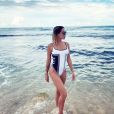 Manon Marsault divine en maillot de bain à la plage, au Mexique, le 5 décembre 2019