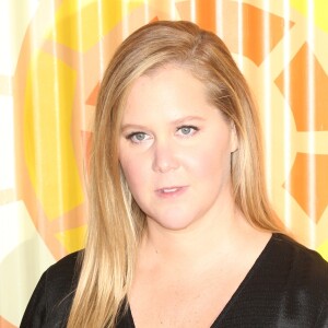Amy Schumer à la soirée caritative "Africa Outreach Project" organisée par Charlize Theron à l'Africa Center à New York, le 12 novembre 2019.