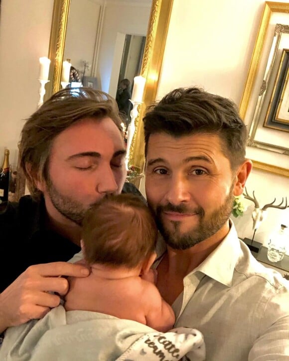 Christophe Beaugrand et Ghislain Gerin avec leur fils Valentin le 1er janvier 2020.