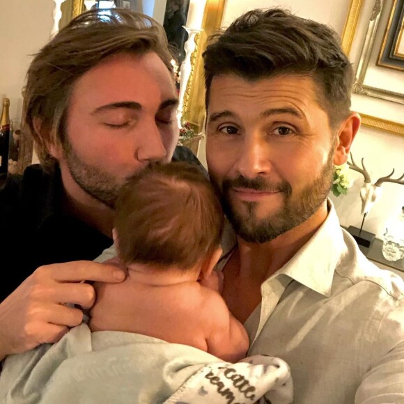 Christophe Beaugrand et Ghislain Gerin avec leur fils Valentin le 1er janvier 2020.