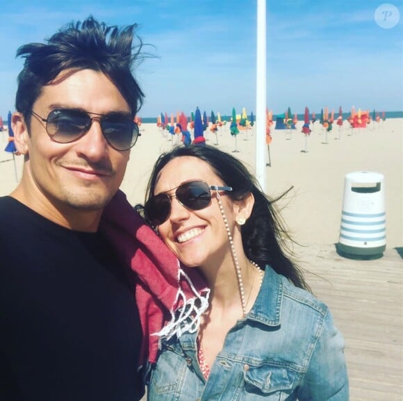 Claude Dartois pose avec sa chérie Virginie, sur Instagram, en juillet 2019.