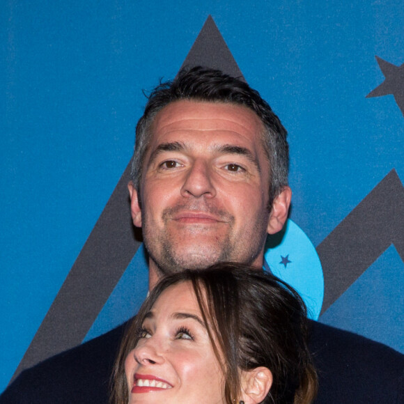 Mélanie Bernier et Arnaud Ducret lors du photocall du troisième jour de la 23ème édition du festival international du film de comédie l'Alpe d'Huez, Isère, France, le 16 janvier 2020. © Cyril Moreau/Bestimage