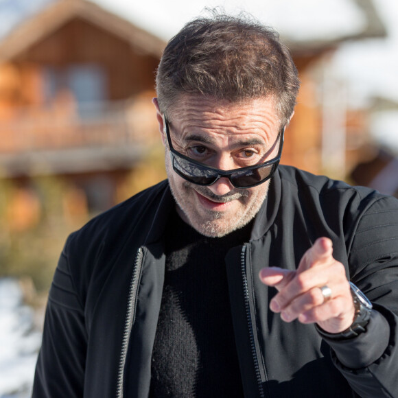 Jose Garcia (président du jury) lors du photocall des membres du Jury le troisième jour de la 23ème édition du festival international du film de comédie l'Alpe d'Huez, Isère, France, le 16 janvier 2020. © Cyril Moreau/Bestimage