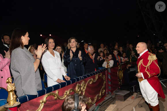 La princesse Stéphanie de Monaco assistait le 18 janvier 2020 avec ses filles Pauline Ducruet et Camille Gottlieb à la troisième soirée du 44e Festival international du cirque de Monte-Carlo sous le chapiteau de l'espace Fontvieille à Monaco. © Olivier Huitel / Pool Restreint Monaco / Bestimage