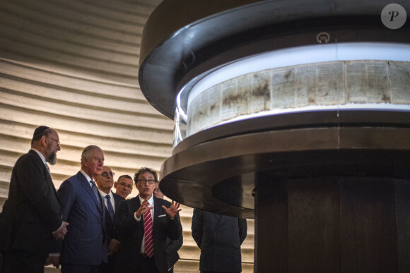 Le prince Charles, prince de Galles en visite au Sanctuaire du Livre à Jérusalem le 23 janvier 2020.