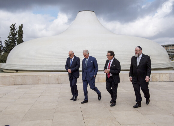 Le prince Charles, prince de Galles, visite le Sanctuaire du Livre à Jerusalem le 23 janvier 2020.