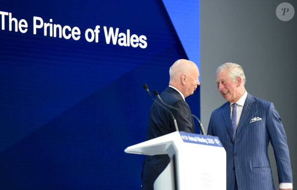 Le prince Charles, prince de Galles, prononce un discours lors du forum économique mondial de Davos le 23 janvier 2020.