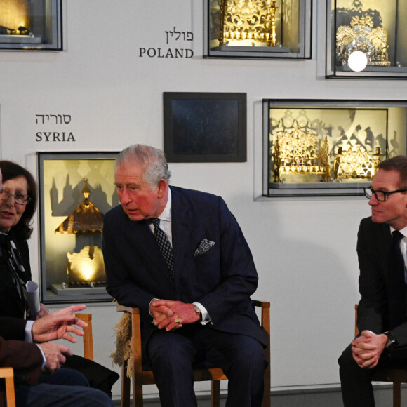 Le prince Charles rencontre des survivants de la shoa à Jérusalem lors du premier jour de sa visite officielle en Israël et dans les territoires Palestiniens occupés. Jerusalem, le 23 janvier 2020.