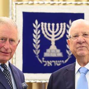 Le prince Charles, prince de Galles, est reçu par le président israélien Reuven Rivlin à Jérusalem lors du premier jour de sa visite officielle en Israël et dans les territoires Palestiniens occupés. Jerusalem, le 23 janvier 2020.