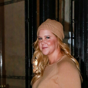 Exclusif - Premières photos de Amy Schumer enceinte dans les rues de New York depuis l'annonce de cet heureux événement sur les réseaux sociaux, le 23 octobre 2018
