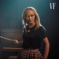 Lily-Rose Depp : Reconvertie professeur, elle se moque de l'accent français