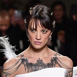 Asia Argento - Défilé de mode Haute-Couture printemps-été 2019 "Antonio Grimaldi" à Paris. Le 22 janvier 2019