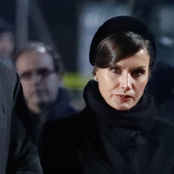 Le roi Felipe VI et la reine Letizia d'Espagne lors de la cérémonie commémorative des 75 ans de la libération du camp d'Auschwitz-Birkenau à Brzezinka en Pologne le 27 janvier 2020.