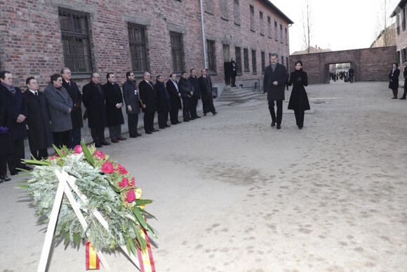 La reine Letizia et le roi Felipe VI d'Espagne en visite à Auchwitz-Birkenau le 27 janvier 2020 pour le 75e anniversaire de la libération du camp de concentration.