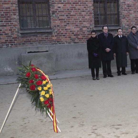 La reine Letizia et le roi Felipe VI d'Espagne en visite à Auchwitz-Birkenau le 27 janvier 2020 pour le 75e anniversaire de la libération du camp de concentration.