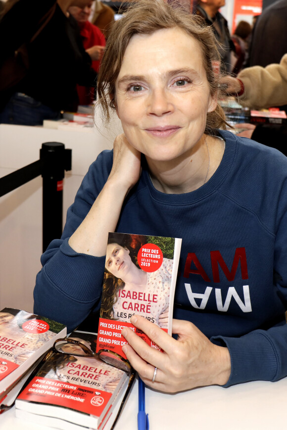 Isabelle Carré - Salon du livre de Paris le 16 mars 2019. © Cédric Perrin/Bestimage