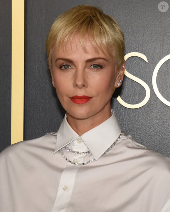 Charlize Theron lors du photocall de la 92ème édition du déjeuner des nominés aux Oscars au Ray Dolby Ballroom à Los Angeles, Californie, Etats-Unis, le 27 janvier 2020.