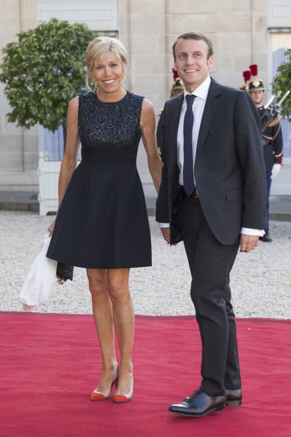 Brigitte Macron et Emmanuel Macron au palais de l'Elysée à Paris, le 2 juin 2015.